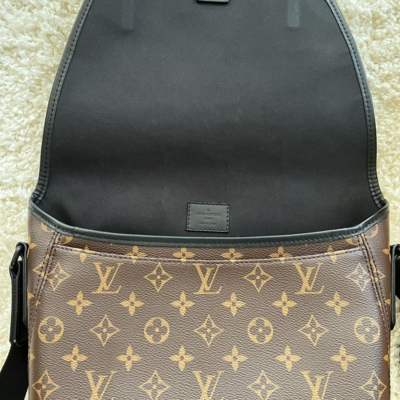 LV Messenger Bag. One minor scratch on button. Otherwise, perfect condition. - Picture 12 of 16